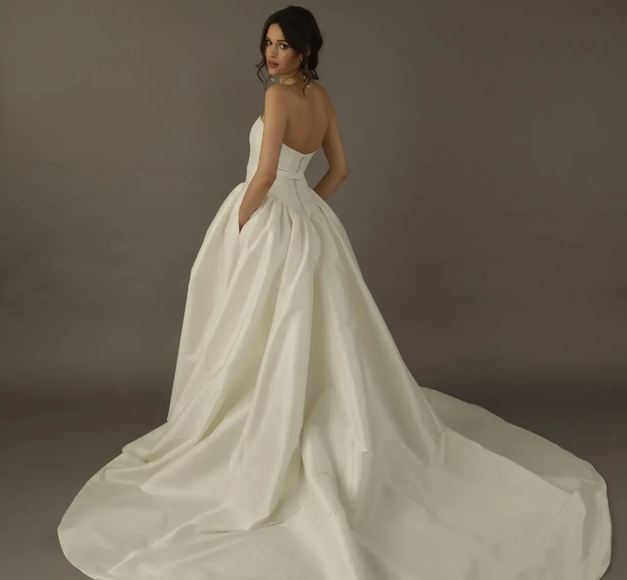 Tara Lauren Trunk Show Main Image