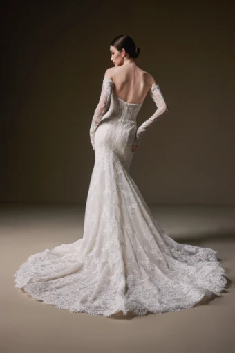 La Premiere Cyrilla #2 thumbnail